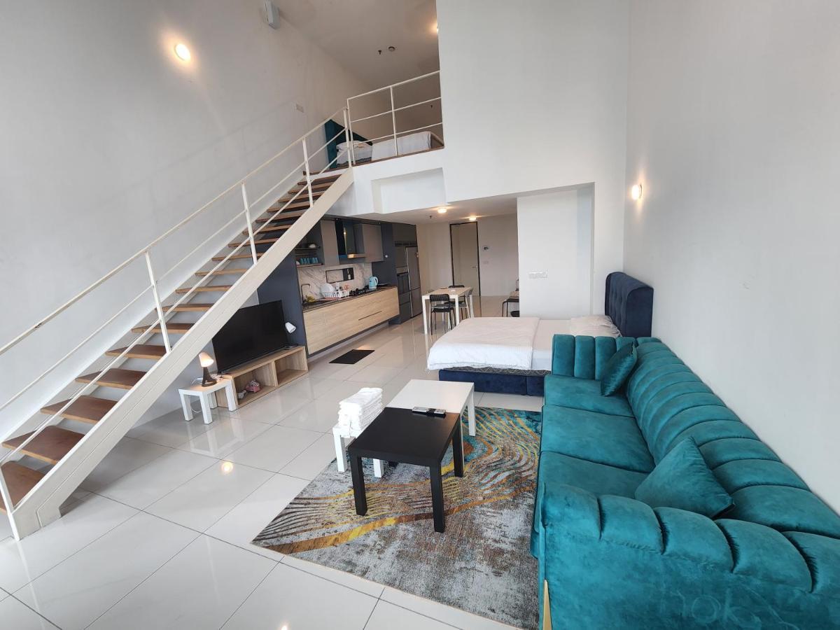 Sunrise Gurney Premium Executive City/Seafront Suite - Penang Джорджтаун Экстерьер фото